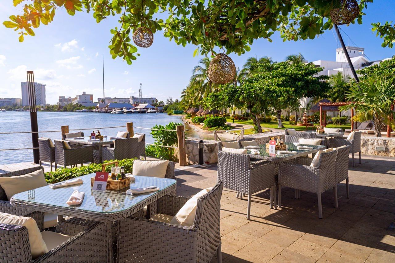 Sunset Marina & Yacht Club Hotel Cancun Exterior photo