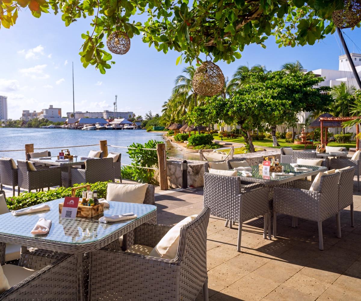 Sunset Marina & Yacht Club Hotel Cancun Exterior photo