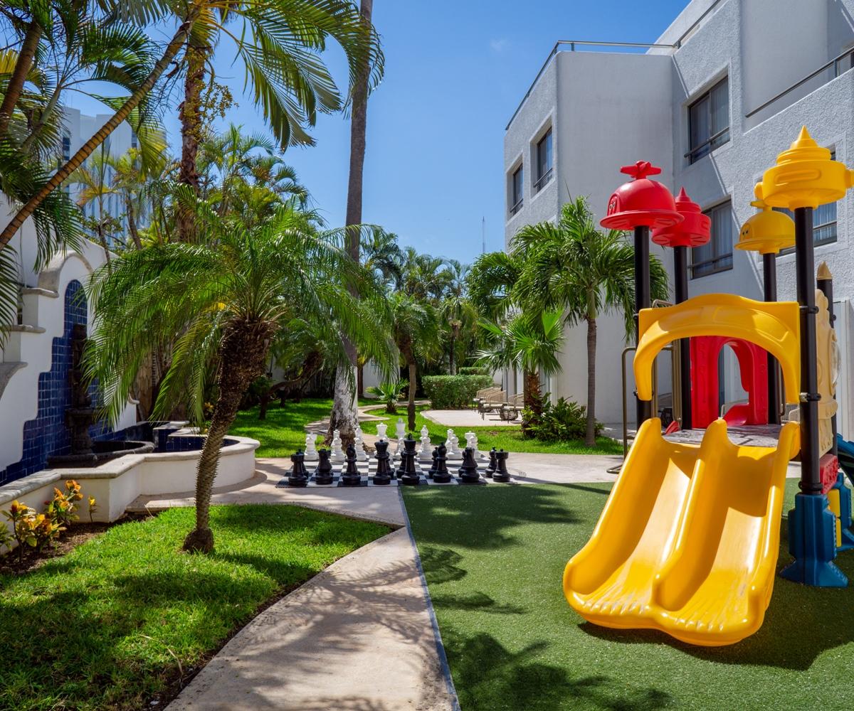 Sunset Marina & Yacht Club Hotel Cancun Exterior photo