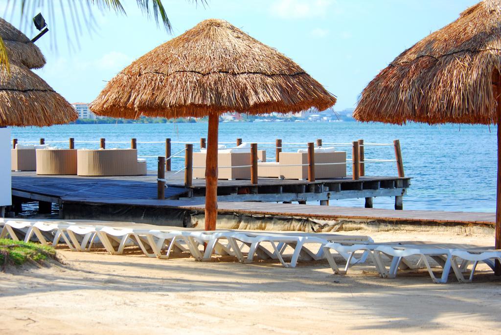 Sunset Marina & Yacht Club Hotel Cancun Exterior photo